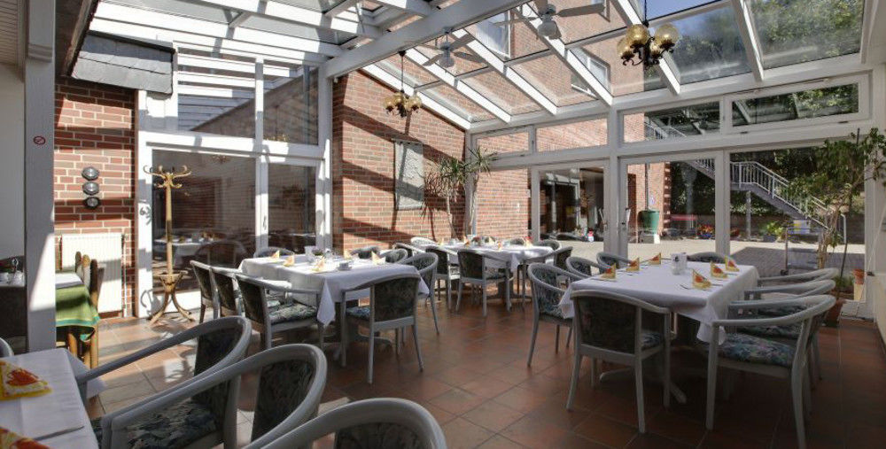 Hotel Restaurant Zum Jaegerheim Wendeburg Esterno foto